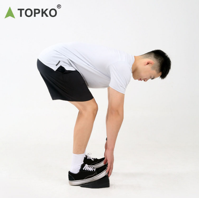 TOPKO Squat & Deadlift Incline Splint Ramp Pad,Calf Stretcher Foot Support Wedge for Weight Lifting Ankle Mobility