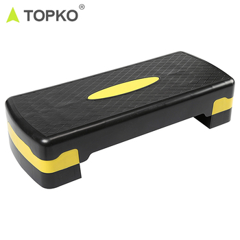 Adjustable height aerobic stepper platform